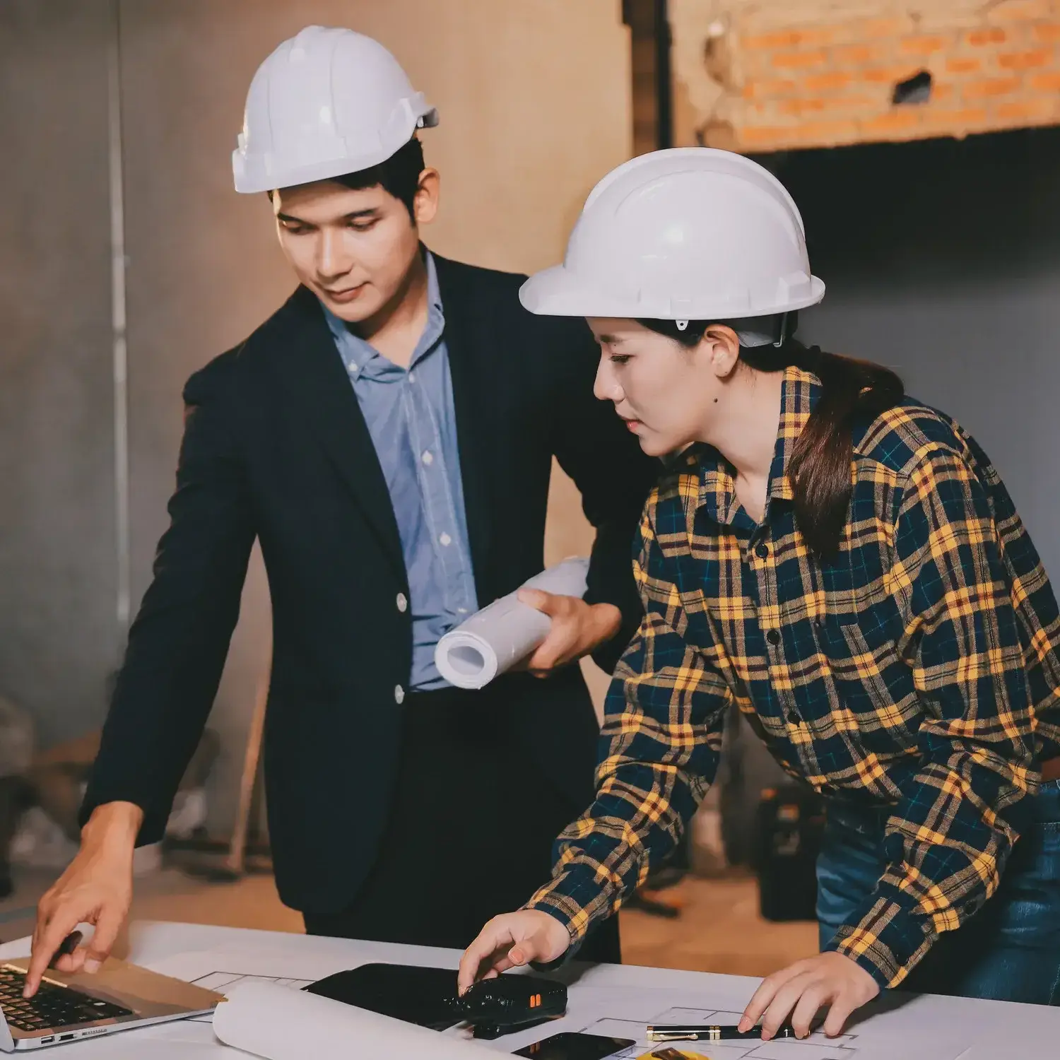 Erstellung eines individuellen Sanierungsfahrplans durch Energieberater